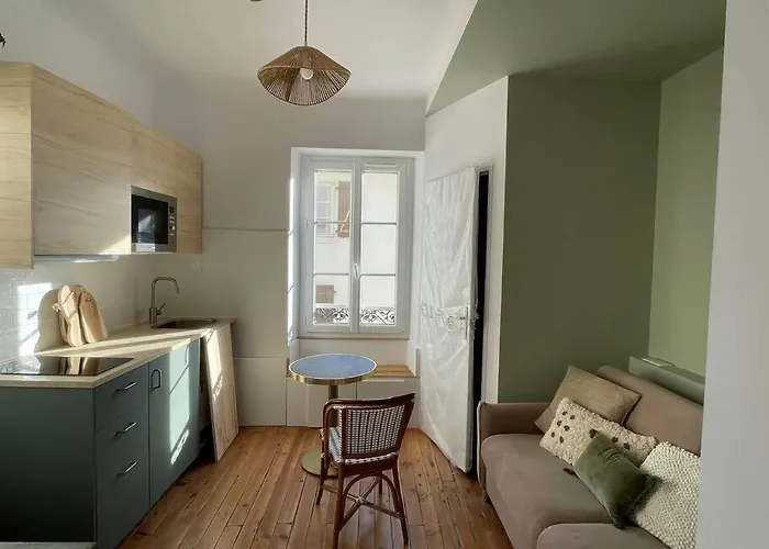 Studio Biarritz 2 Min Halles, 3 Min Plages, Plein Centre.
